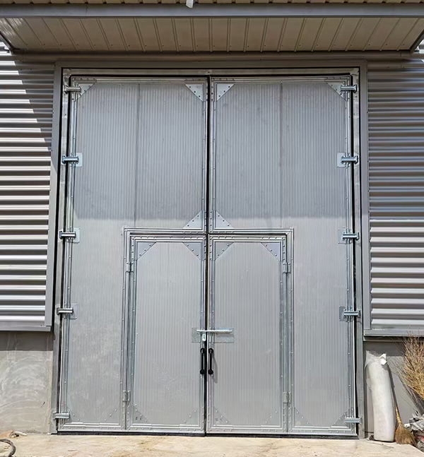 昭苏工业平开门