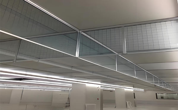 昭苏玻璃挡烟垂壁