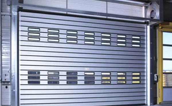 提高效率与安全：昭苏兰州昭苏快速昭苏卷帘门的应用与优势