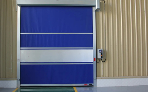 选择昭苏快速昭苏卷帘门时的注意事项