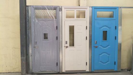 昭苏学校教室门